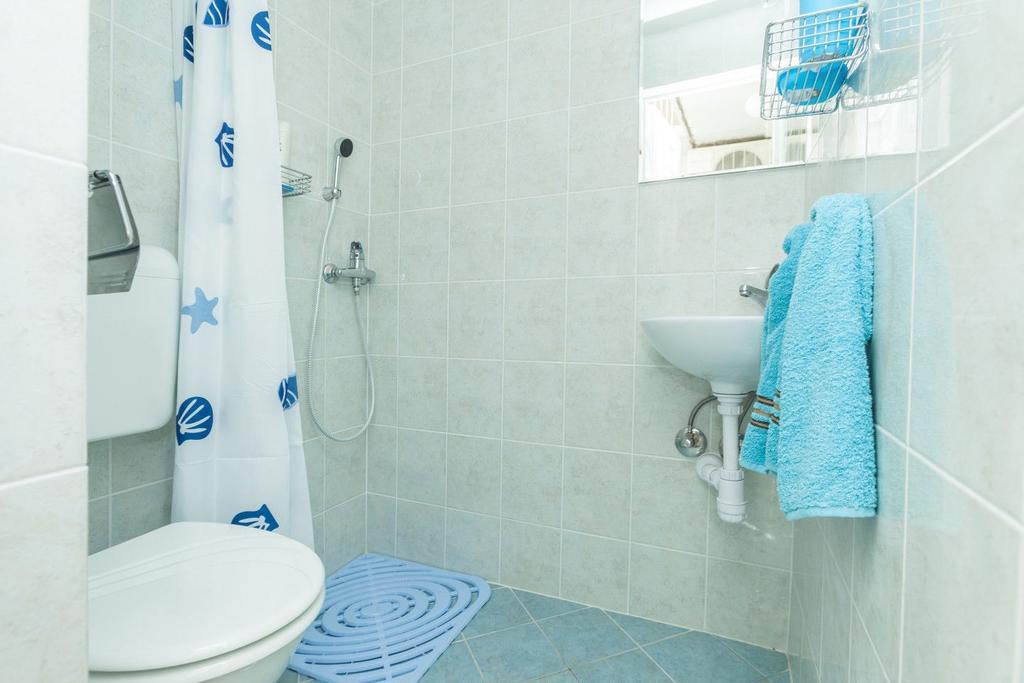 Charming Old Stone House Apartment Сплит Екстериор снимка