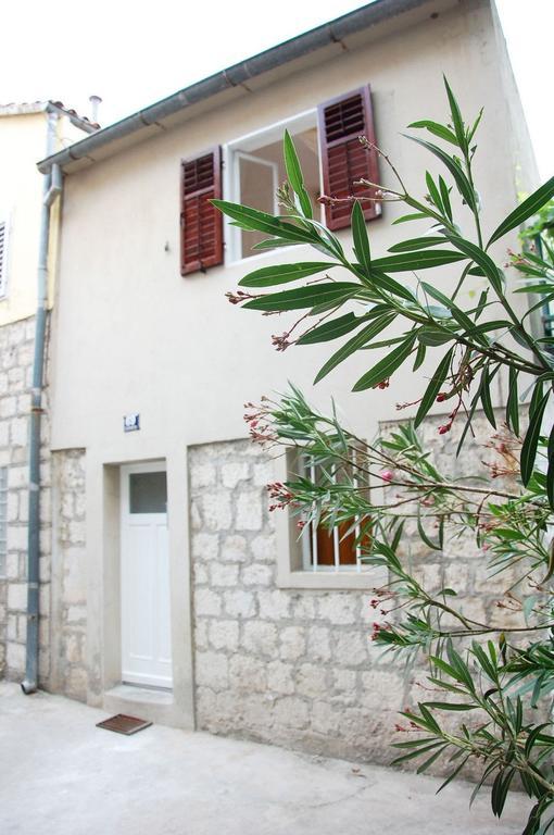 Charming Old Stone House Apartment Сплит Екстериор снимка